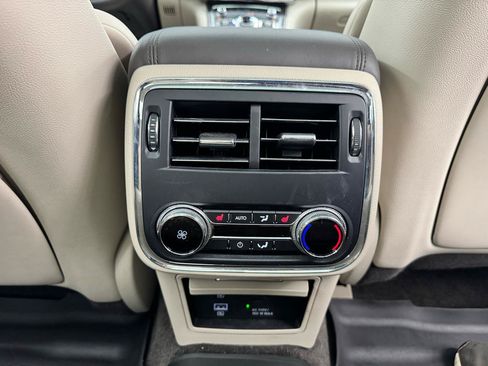 Used 2017 Lincoln Continental Reserve w/ Technology Package AWD/4WD image 20