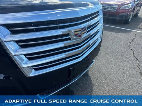 Used 2018 Cadillac Escalade Platinum AWD/4WD image 11
