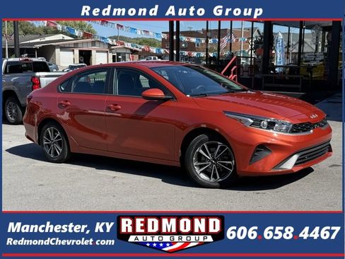 Used 2023 Kia Forte LXS image 1