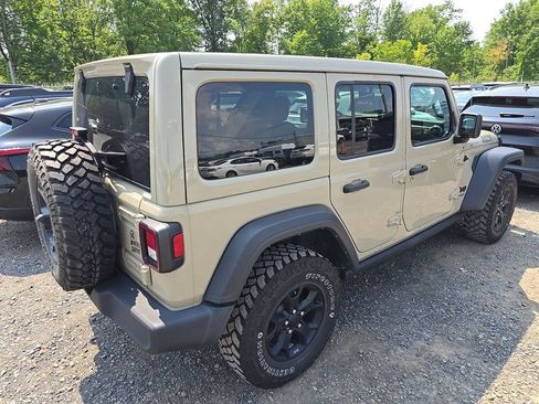 Certified 2022 Jeep Wrangler Unlimited Sport AWD/4WD image 2