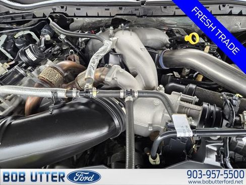 Certified 2022 Ford F250 Platinum w/ FX4 Off-Road Package AWD/4WD image 30