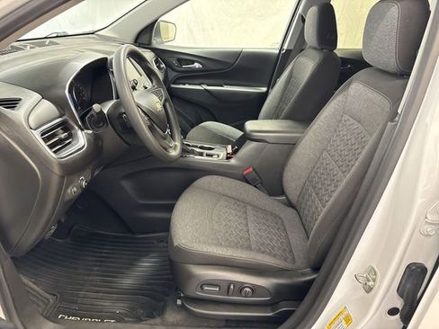 Used 2022 Chevrolet Equinox LT AWD/4WD image 10