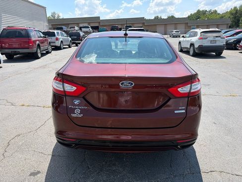 Used 2016 Ford Fusion SE w/ Equipment Group 202A FWD image 7