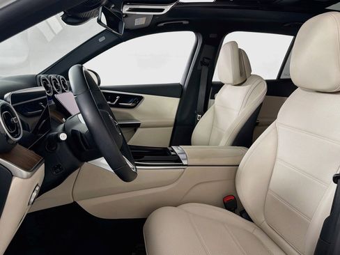 Certified 2026 Mercedes-Benz GLC 300 image 17
