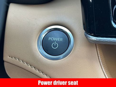 New 2026 Toyota Highlander Platinum image 17