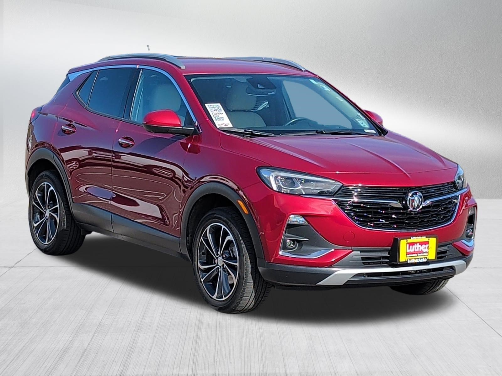 Used 2020 Buick Encore GX Essence w/ Advanced Technology Package AWD/4WD image 1