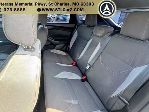 Used 2018 Ford Focus ST FWD image 12