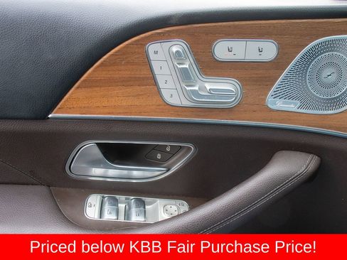 Used 2021 Mercedes-Benz GLE 350 w/ AMG Line Exterior image 21