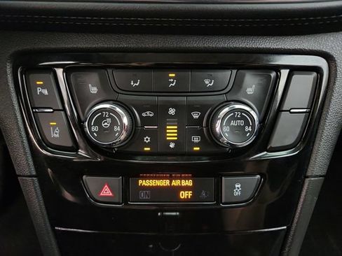 Used 2017 Buick Encore Premium AWD/4WD image 16