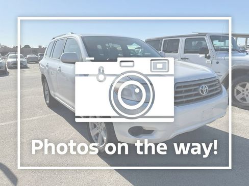 Used 2010 Toyota Highlander 2WD image 1