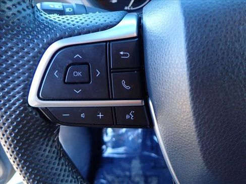 Used 2023 Toyota Sienna XSE image 16