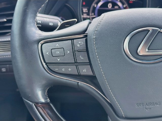 Used 2018 Lexus LS 500 w/ Interior Upgrade Package RWD image 38