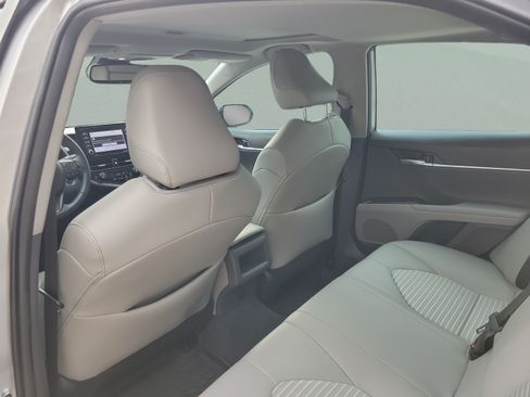 Used 2024 Toyota Camry SE w/ Convenience Package FWD image 23