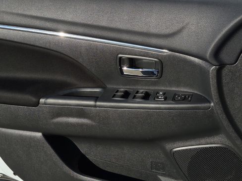 Used 2024 Mitsubishi Outlander Sport Ralliart image 23