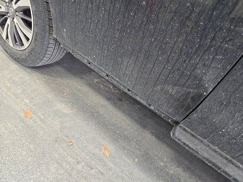 Used 2017 Nissan Pathfinder SL image 6