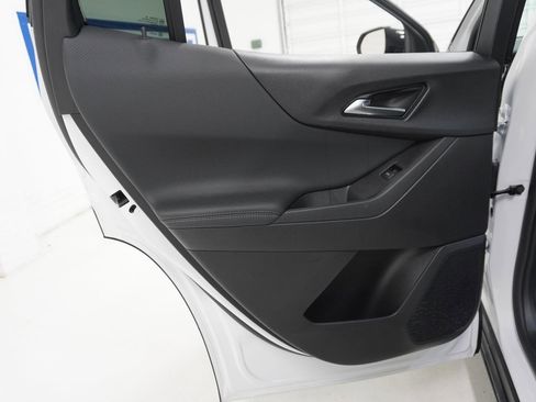 New 2026 Chevrolet Equinox LT FWD image 29