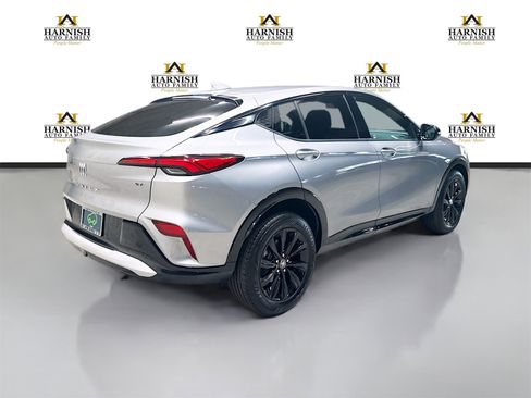 Certified 2024 Buick Envista Sport Touring image 5