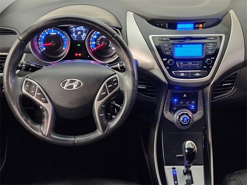 Used 2013 Hyundai Elantra Limited image 25