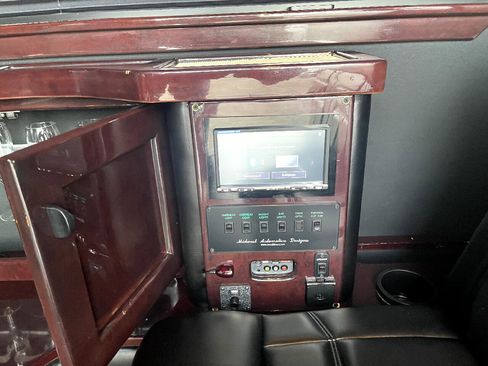 Used 2009 Dodge Sprinter 2500 image 17