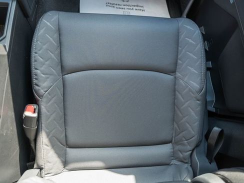 New 2025 Toyota Tacoma SR image 31