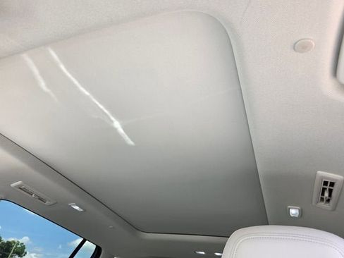 Used 2026 Buick Enclave Avenir w/ Super Cruise Package AWD/4WD image 21