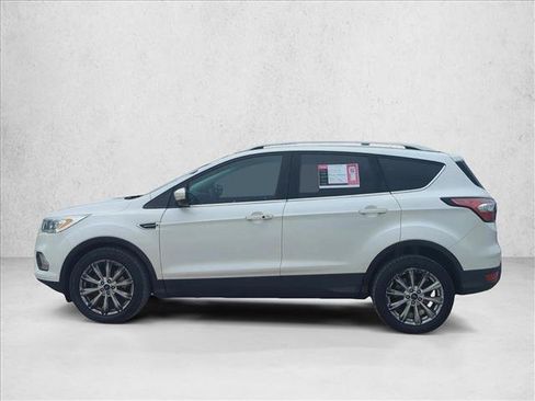 Used 2017 Ford Escape Titanium FWD image 8