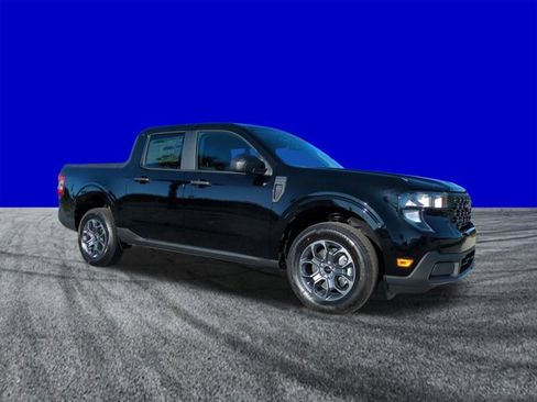 New 2026 Ford Maverick XLT image 2