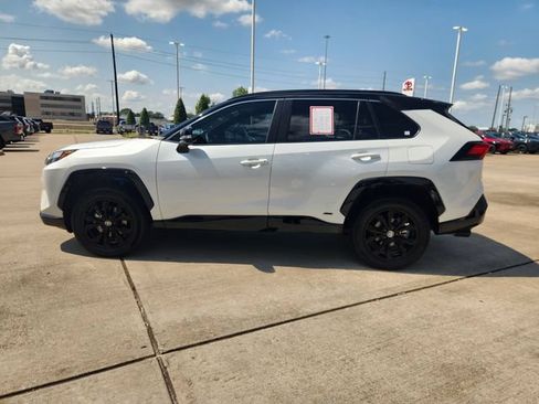 Certified 2024 Toyota RAV4 XSE AWD/4WD image 4