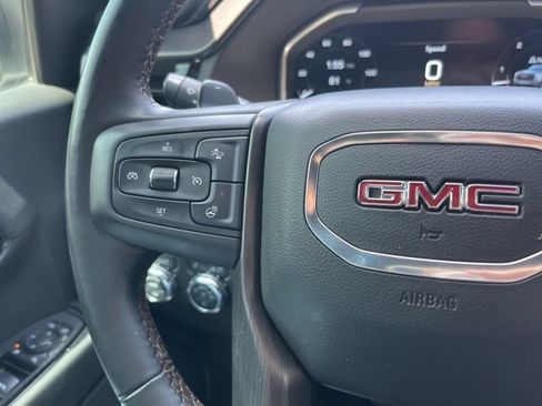 Used 2024 GMC Sierra 1500 AT4 w/ Technology Package AWD/4WD image 40