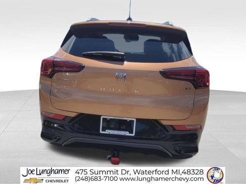 Certified 2024 Buick Encore GX Sport Touring w/ Comfort Package AWD/4WD image 8