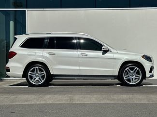 Used 2016 Mercedes-Benz GL 550 4MATIC video 2