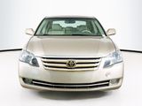 Used 2006 Toyota Avalon XLS image 2