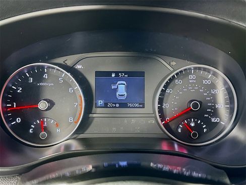 Used 2022 Kia Sportage LX image 12