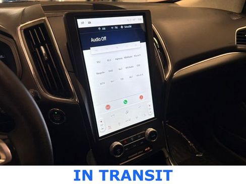 Used 2024 Ford Edge Titanium image 16