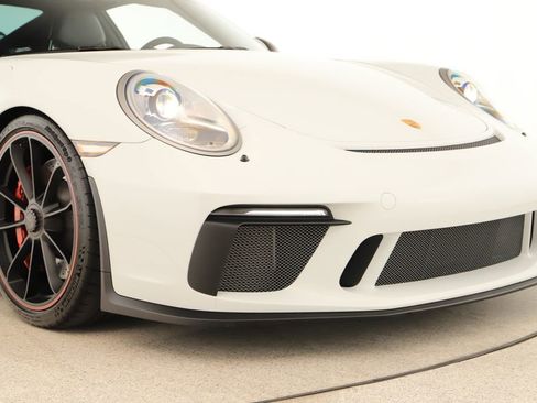Used 2018 Porsche 911 GT3 RWD image 47