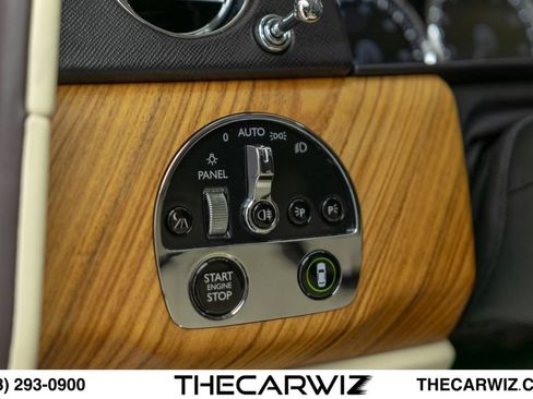 Used 2019 Rolls-Royce Cullinan AWD/4WD image 33
