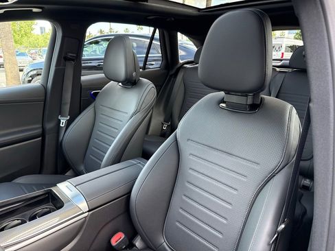 New 2026 Mercedes-Benz GLC 300 image 13