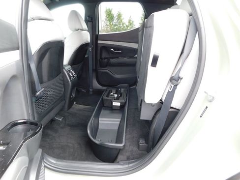 Used 2025 Hyundai Santa Cruz Limited AWD/4WD image 27