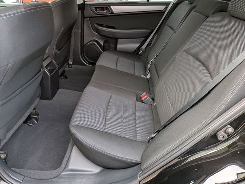 Used 2017 Subaru Outback 2.5i Premium image 30