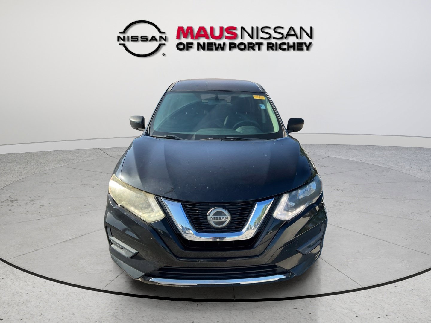 Used 2018 Nissan Rogue S FWD image 3