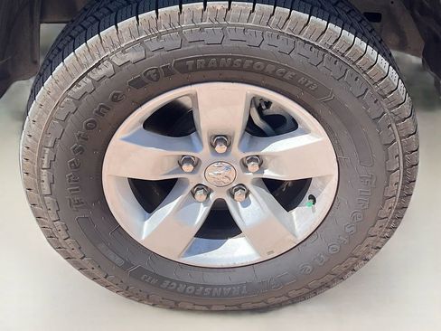 Used 2024 RAM 1500 Classic SLT AWD/4WD image 29