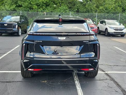 Certified 2024 Cadillac Lyriq Luxury AWD/4WD image 5