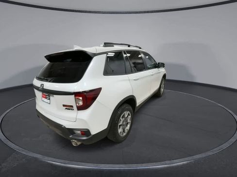 Certified 2023 Honda Passport TrailSport image 8