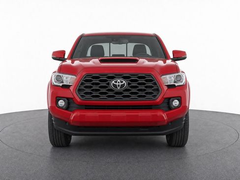 Used 2020 Toyota Tacoma TRD Sport w/ Technology Package RWD image 7