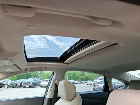 Used 2023 Honda Accord EX image 14