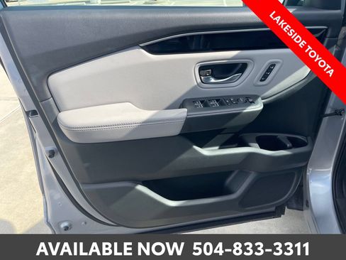 Used 2023 Honda Pilot EX-L image 25