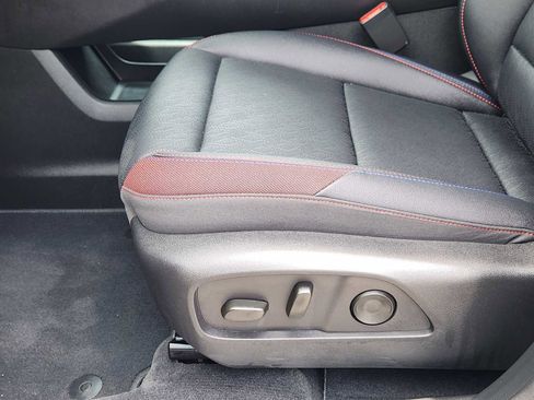 Certified 2026 Chevrolet Equinox RS w/ Convenience Package III FWD image 22