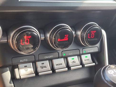 Used 2023 Toyota GR86 image 18