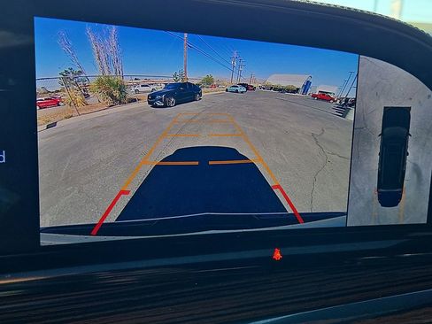 Used 2024 Cadillac Escalade ESV Premium Luxury image 17