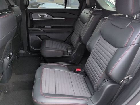New 2026 Ford Explorer ST-Line w/ ST-Line Street Pack AWD/4WD image 14